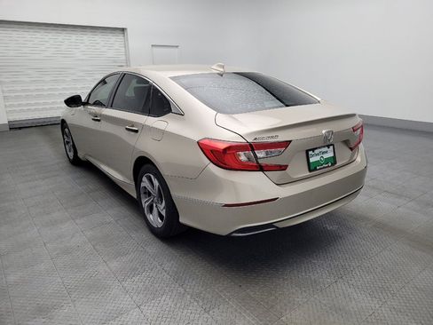Used 2019 Honda Accord EX image 5