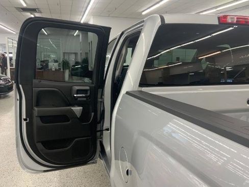 Used 2017 Chevrolet Silverado 1500 LT w/ All Star Edition image 29