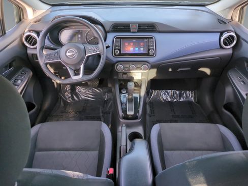 Used 2023 Nissan Versa SV image 10