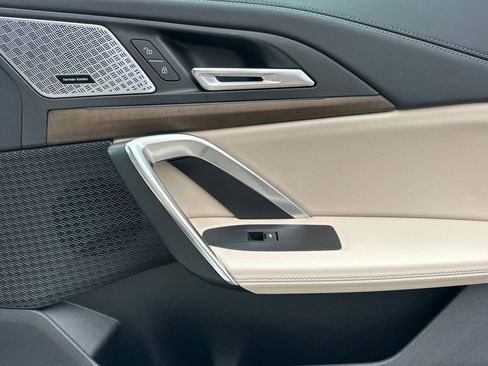 Used 2025 BMW X1 xDrive28i w/ Convenience Package image 21