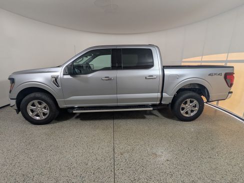 Used 2025 Ford F150 XLT w/ Equipment Group 301A Standard AWD/4WD image 4