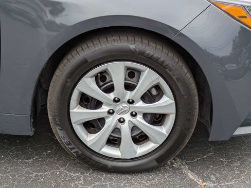 Used 2023 Toyota Corolla LE FWD image 11