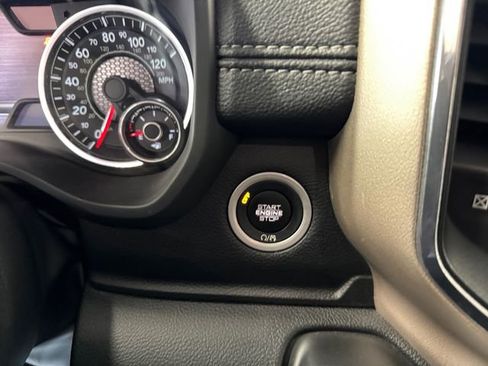 Used 2022 RAM 1500 Laramie AWD/4WD image 20