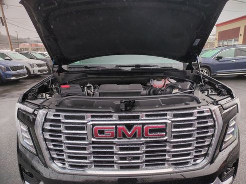 New 2026 GMC Yukon XL Denali w/ Sun & Power Step Package AWD/4WD image 17