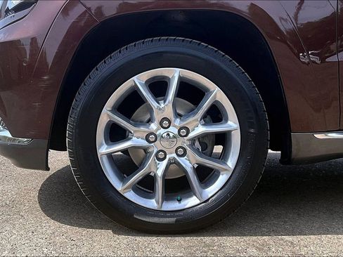 Used 2014 Jeep Grand Cherokee Summit AWD/4WD image 12
