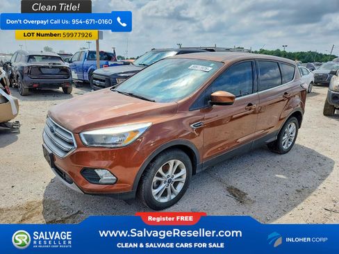 Used 2017 Ford Escape SE w/ SE Cold Weather Package FWD image 1