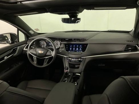 Used 2026 Cadillac XT5 Premium Luxury w/ Driver Assist Package AWD/4WD image 13