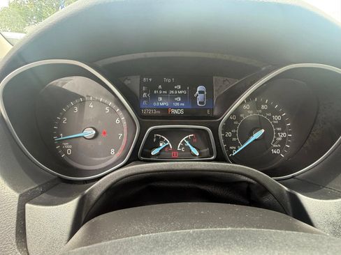 Used 2018 Ford Focus Titanium FWD image 12