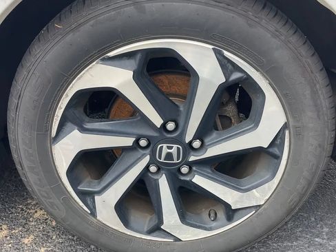 Used 2017 Honda Accord EX-L image 18