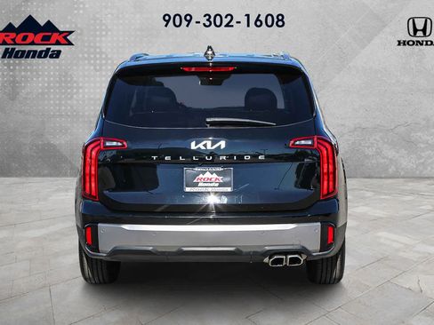 Used 2025 Kia Telluride S FWD image 7