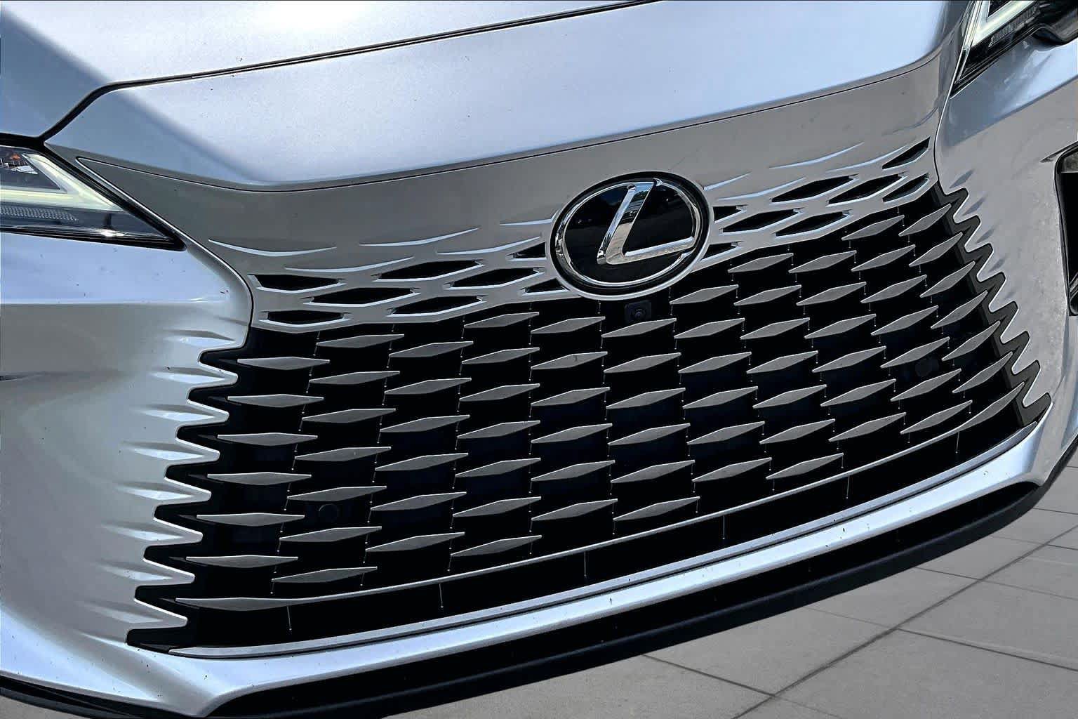 Used 2024 Lexus RX 350 Premium Plus w/ Convenience Package FWD image 30