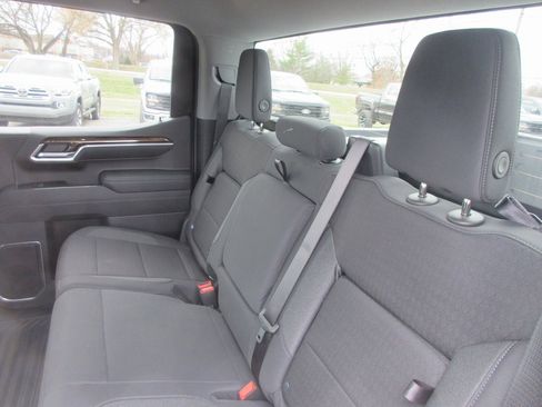 New 2026 GMC Sierra 1500 Elevation image 14