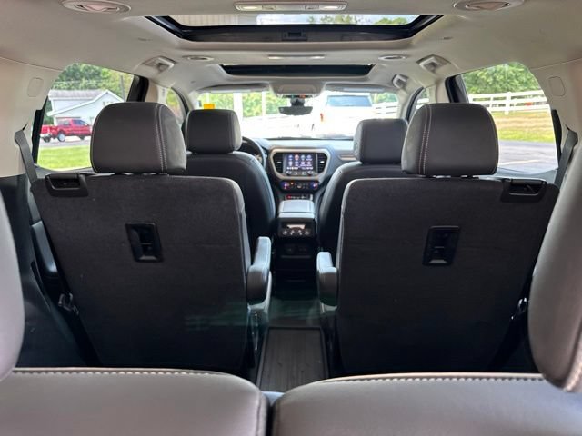Used 2023 GMC Acadia Denali w/ Denali Technology Package AWD/4WD image 35