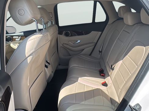Used 2019 Mercedes-Benz GLC 300 image 32