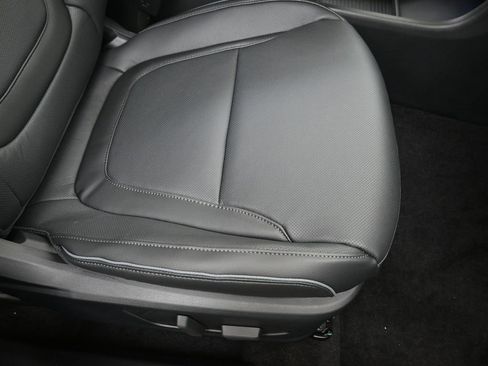 New 2026 Hyundai Tucson Limited image 12