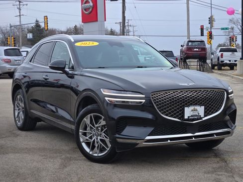 Used 2025 Genesis GV70 2.5T image 4