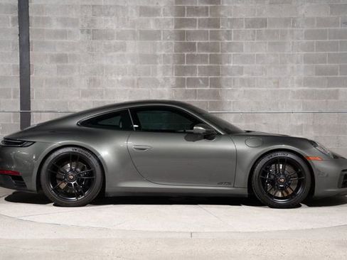 Used 2023 Porsche 911 Carrera 4 GTS AWD/4WD image 2