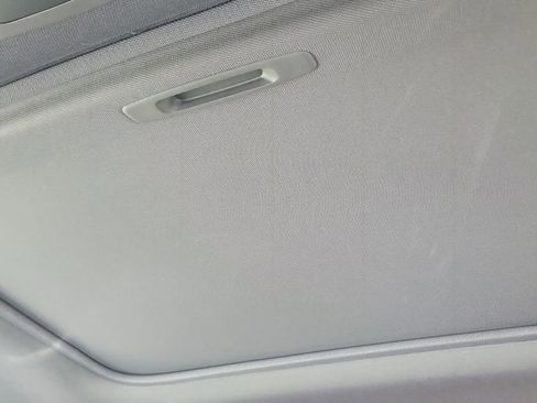 Certified 2023 Toyota Sienna Platinum FWD image 17