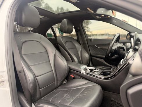 Used 2016 Mercedes-Benz C 300 4MATIC Sedan image 11