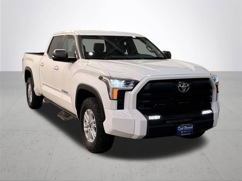 Used 2024 Toyota Tundra SR5 image 8