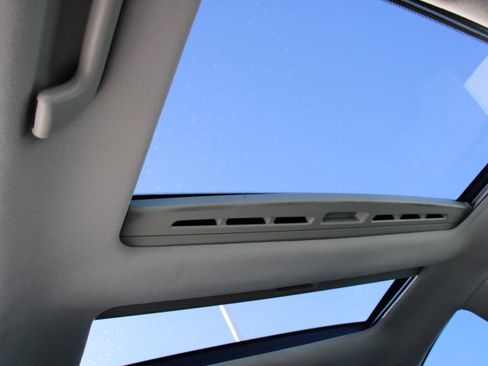 Used 2006 Scion tC image 15