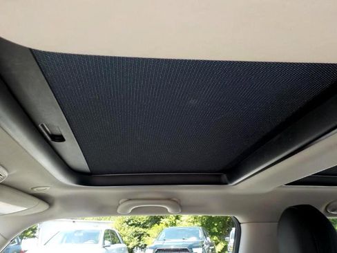 Used 2016 MINI Cooper 2-Door Hardtop image 14