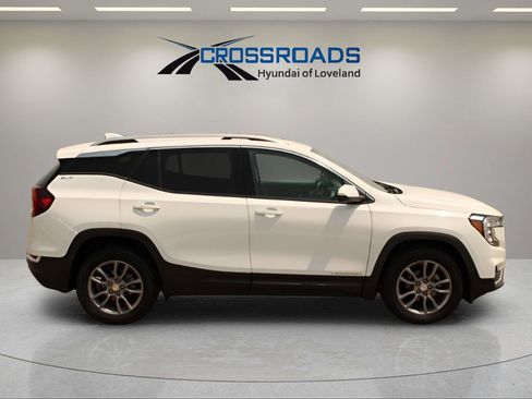 Used 2022 GMC Terrain SLT image 6