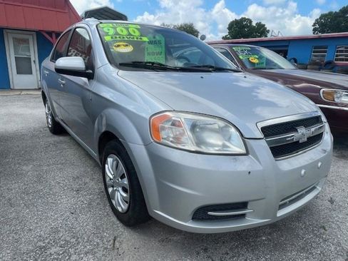 Used 2011 Chevrolet Aveo LT FWD image 1