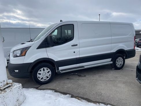 Used 2024 Ford Transit 250 Low Roof w/ Exterior Upgrade Package image 7