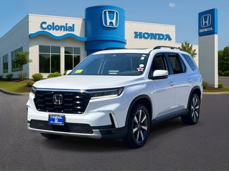 Used 2023 Honda Pilot Touring video 2