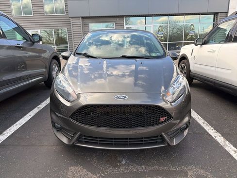 Used 2019 Ford Fiesta ST image 2