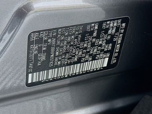 Used 2023 Nissan Rogue SV image 12