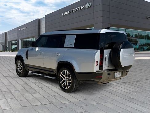 Used 2024 Land Rover Defender 130 X-Dynamic SE AWD/4WD image 3