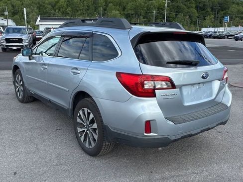 Used 2015 Subaru Outback 2.5i Limited AWD/4WD image 5
