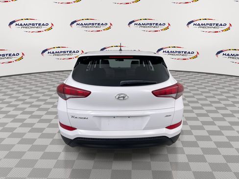 Used 2018 Hyundai Tucson SE w/ Cargo Package AWD/4WD image 7