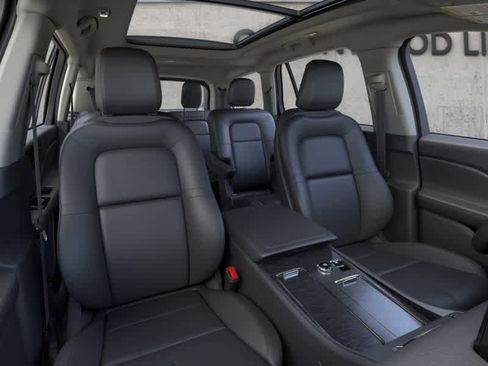 New 2025 Lincoln Aviator AWD image 10