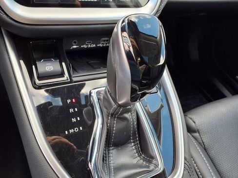 Certified 2025 Subaru Outback Touring XT image 19