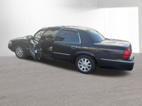 Used 2004 Mercury Grand Marquis LS image 17