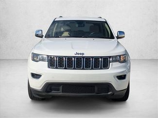 Used 2018 Jeep Grand Cherokee Laredo video 2