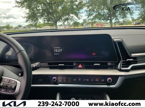 Certified 2024 Kia Sportage EX FWD image 21