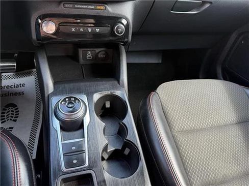 Used 2024 Ford Escape ST-Line w/ Tech Pack #1 FWD image 33