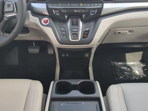 New 2026 Honda Odyssey EX-L image 17