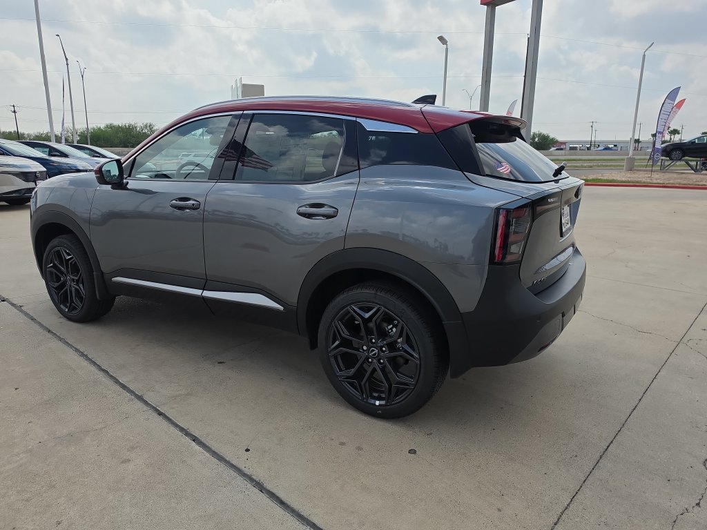 New 2026 Nissan Kicks SR FWD image 4