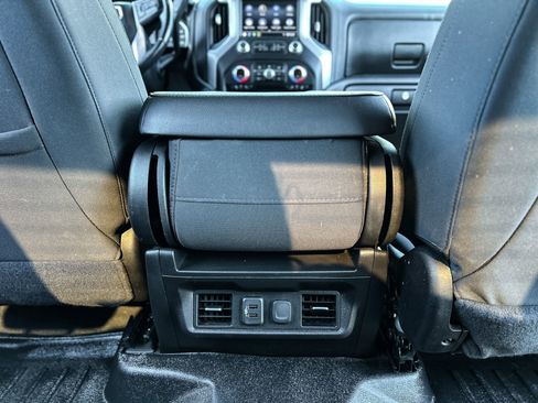 Used 2020 GMC Sierra 1500 Elevation w/ Elevation Value Package image 34