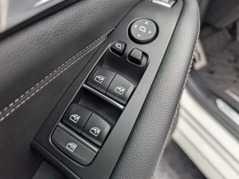 Used 2022 BMW X5 xDrive40i w/ M Sport Package AWD/4WD image 11