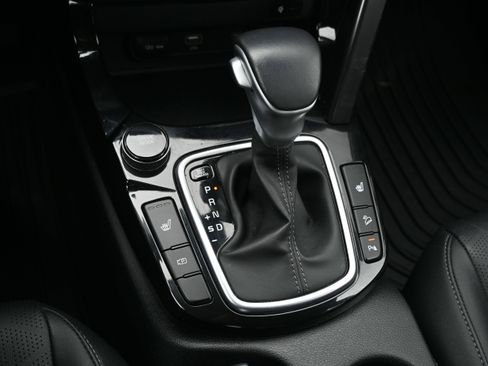 Used 2025 Kia Seltos EX image 19