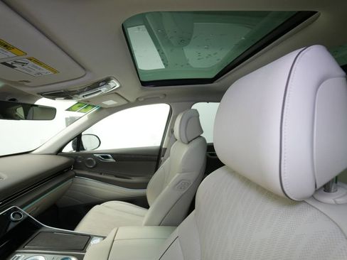 Used 2022 Genesis GV80 2.5T w/ Advanced Package 02 image 22