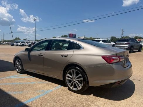 Used 2024 Chevrolet Malibu LT FWD image 3