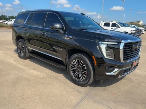 Used 2025 GMC Yukon Elevation w/ LPO, Elevation Black Package image 3