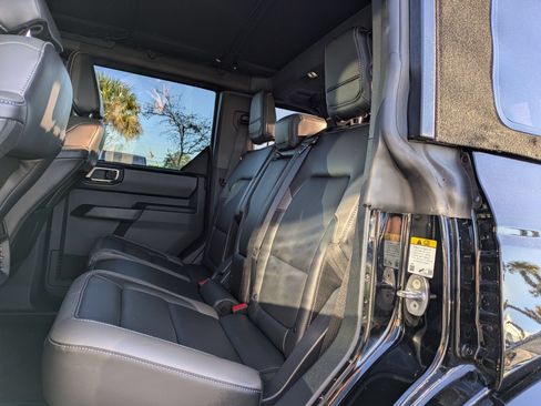 New 2025 Ford Bronco Outer Banks AWD/4WD image 16